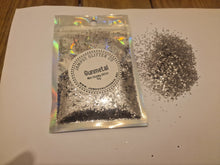 Load image into Gallery viewer, Gunmetal Mini Chunky Glitter