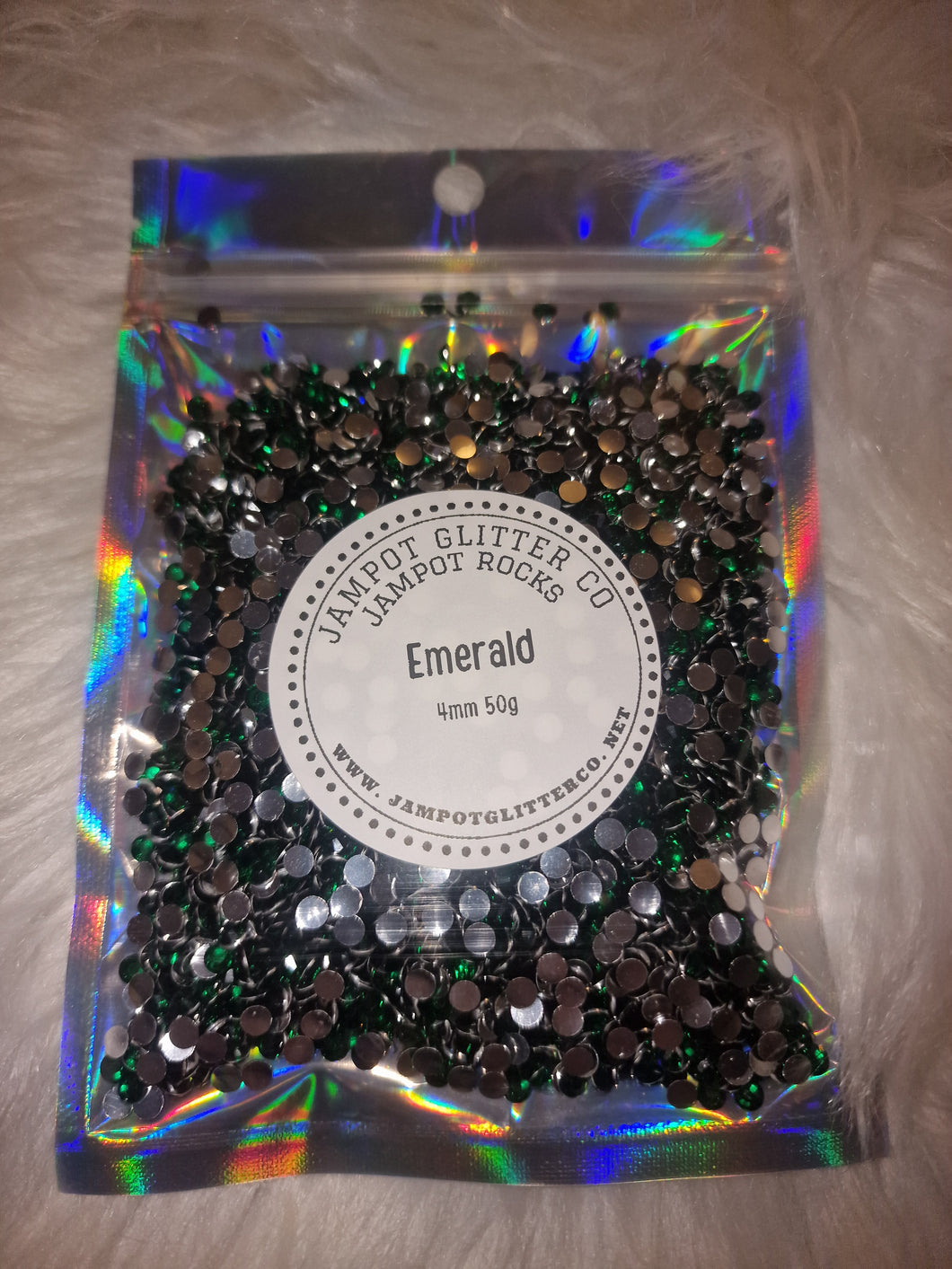 Emerald 4mm 50g bag